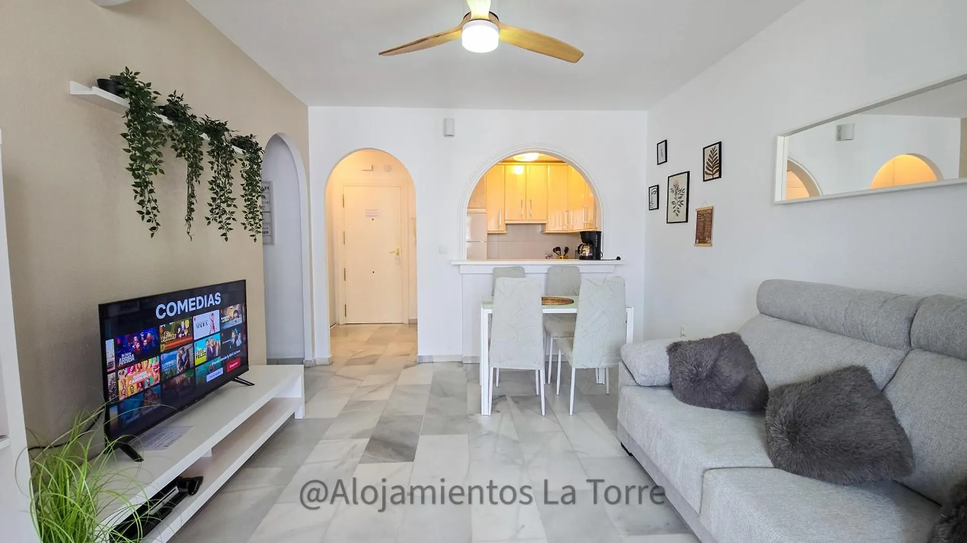 Laguna Beach Paradise - Alojamientos La Torre Torrox Spain